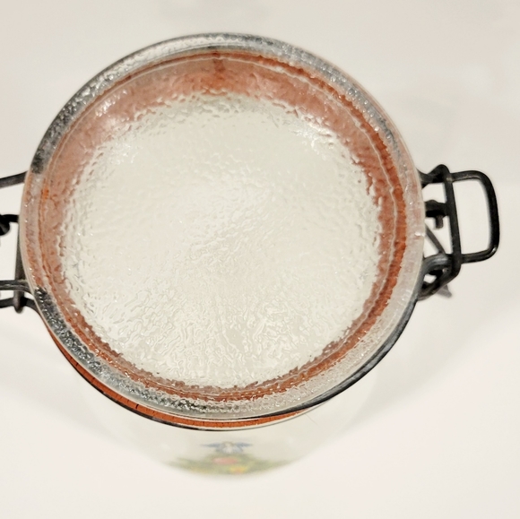 Vintage Carlton Glass With Sabin Christmas Tree 15 L USA Glass Snap Jar. - Picture 3 of 5